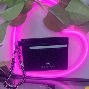 MK 🔥Jet Set Charm: LEATHER ID CARD HOLDER W/CHAIN🔥